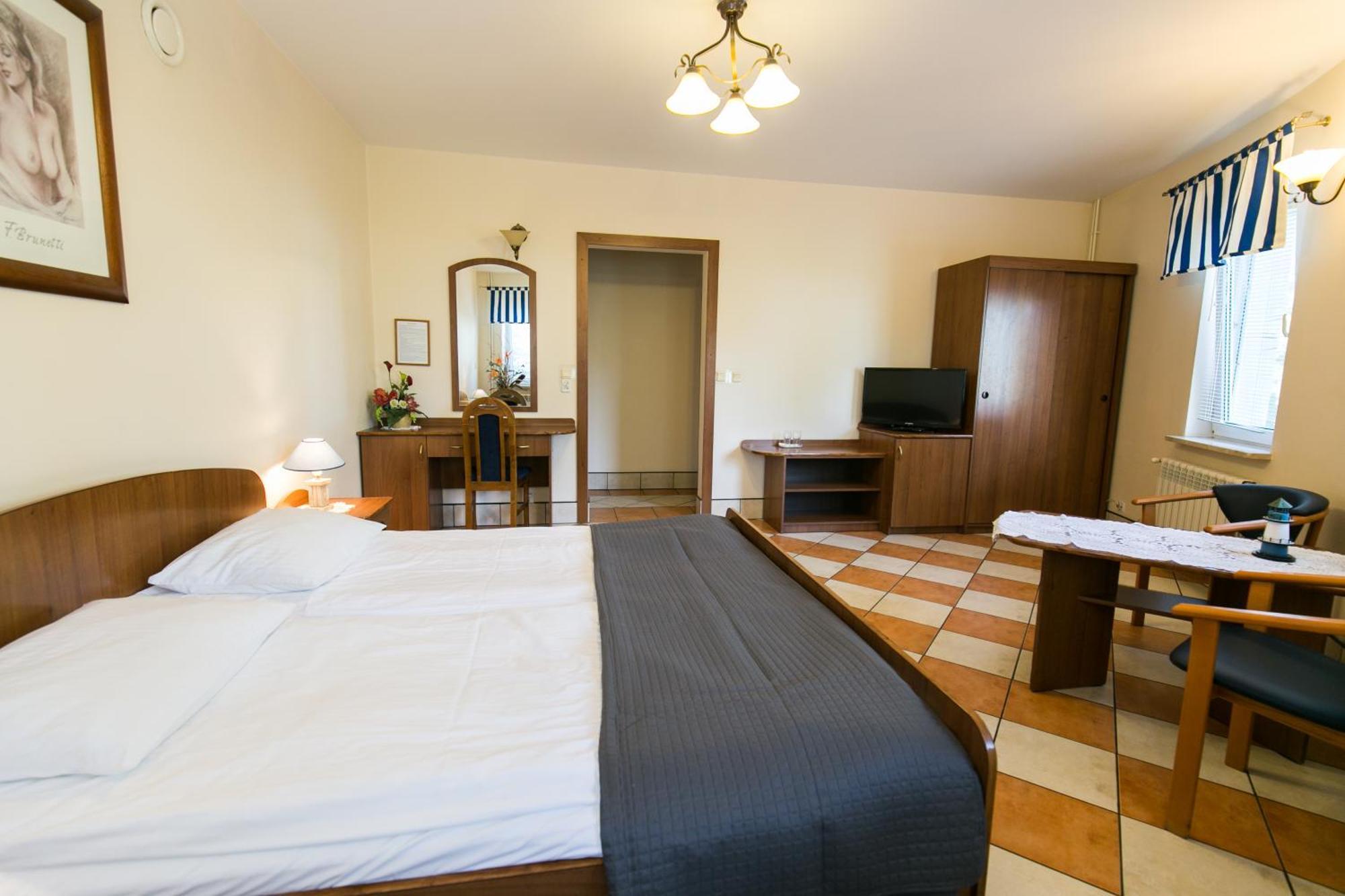 Bed and Breakfast Gosciniec Pod Zaglami Skoki Duze Pokoj fotografie